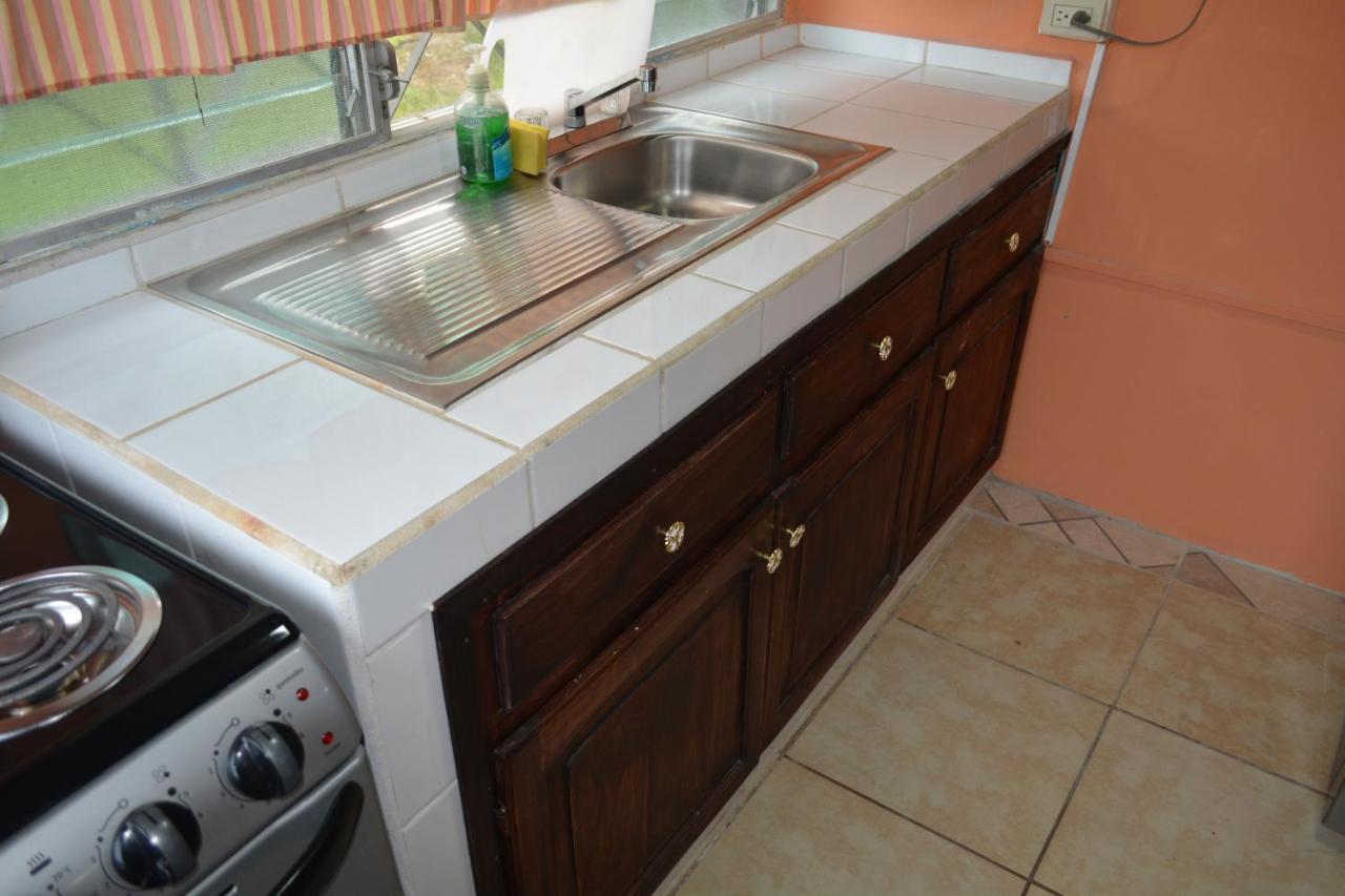 Apartamentos Y Hostal Rudon #1 Puerto Cortes Ngoại thất bức ảnh