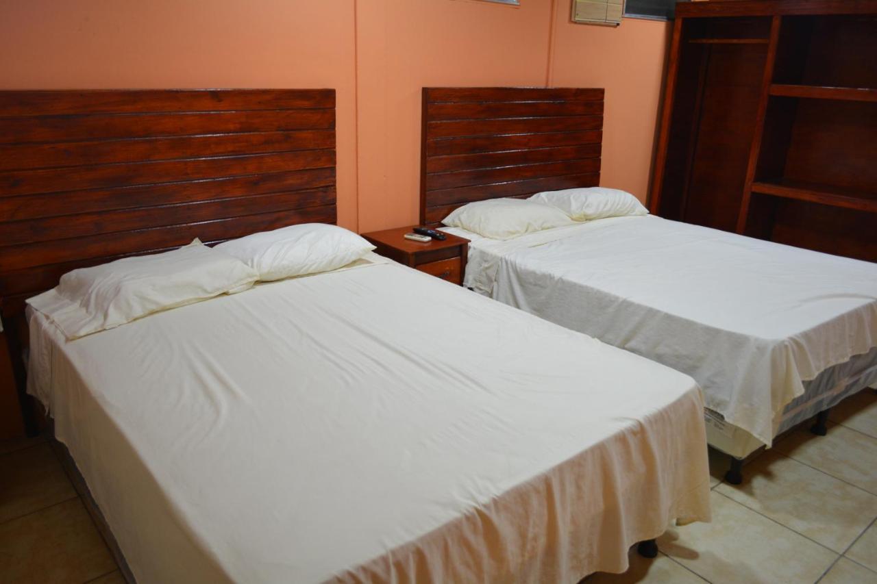 Apartamentos Y Hostal Rudon #1 Puerto Cortes Ngoại thất bức ảnh