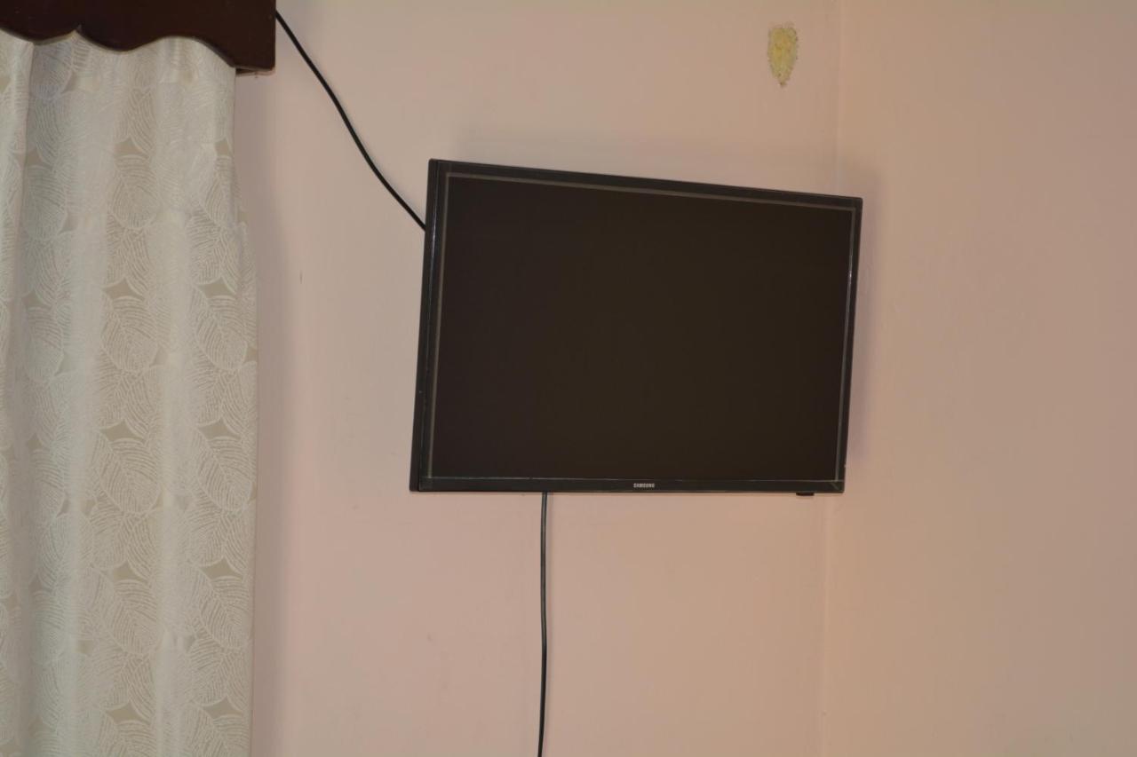 Apartamentos Y Hostal Rudon #1 Puerto Cortes Ngoại thất bức ảnh